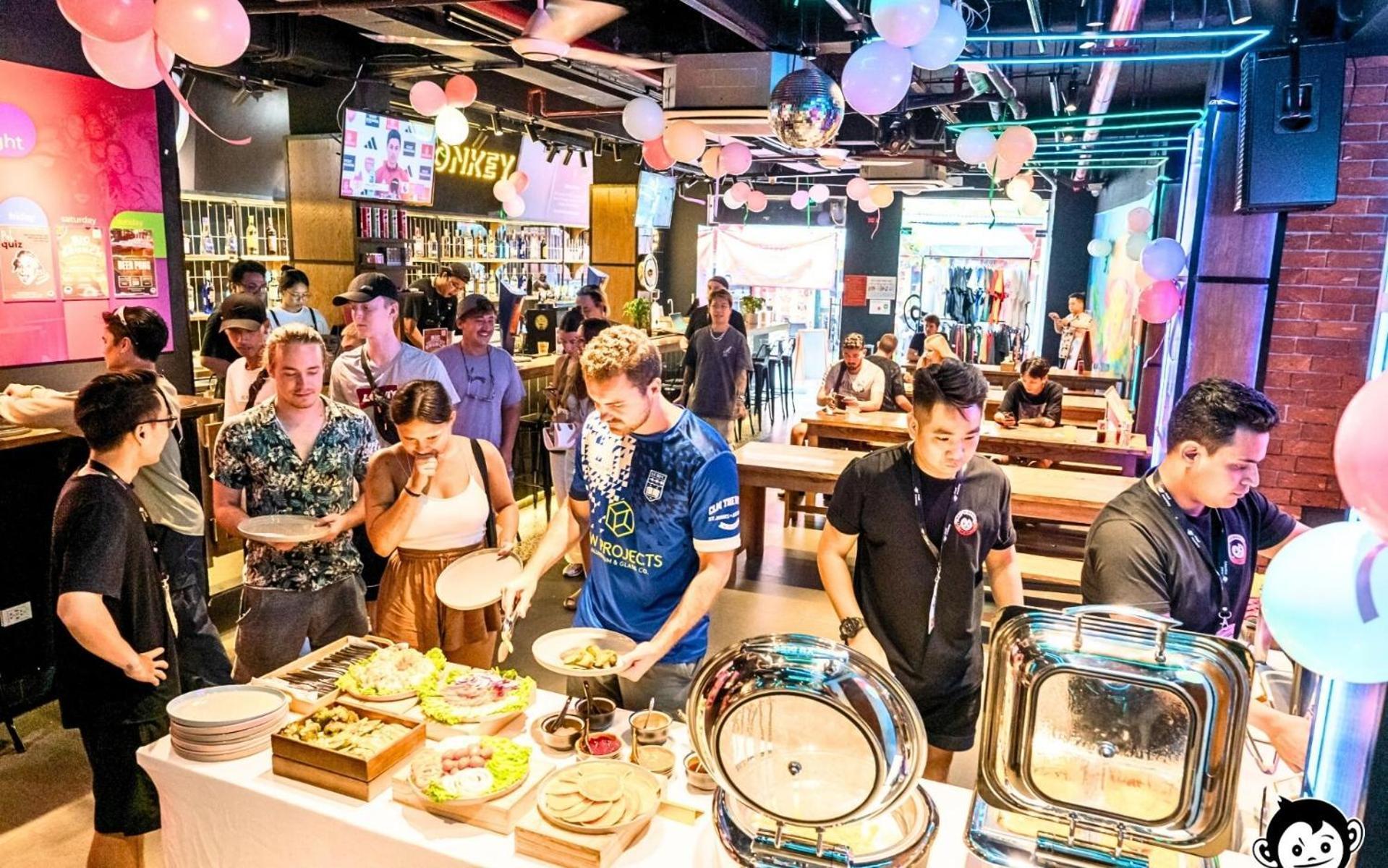 Mad Monkey Hanoi Hostel Ngoại thất bức ảnh