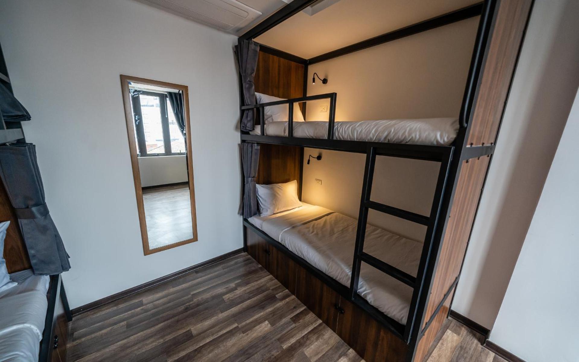 Mad Monkey Hanoi Hostel Ngoại thất bức ảnh