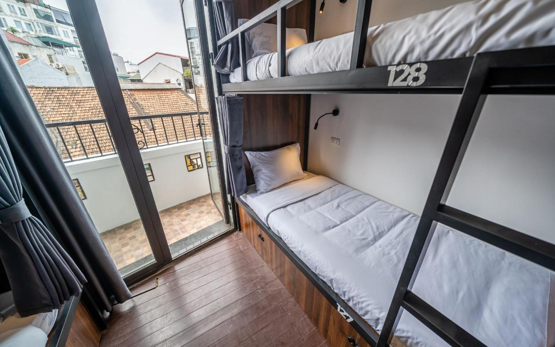 Mad Monkey Hanoi Hostel Ngoại thất bức ảnh