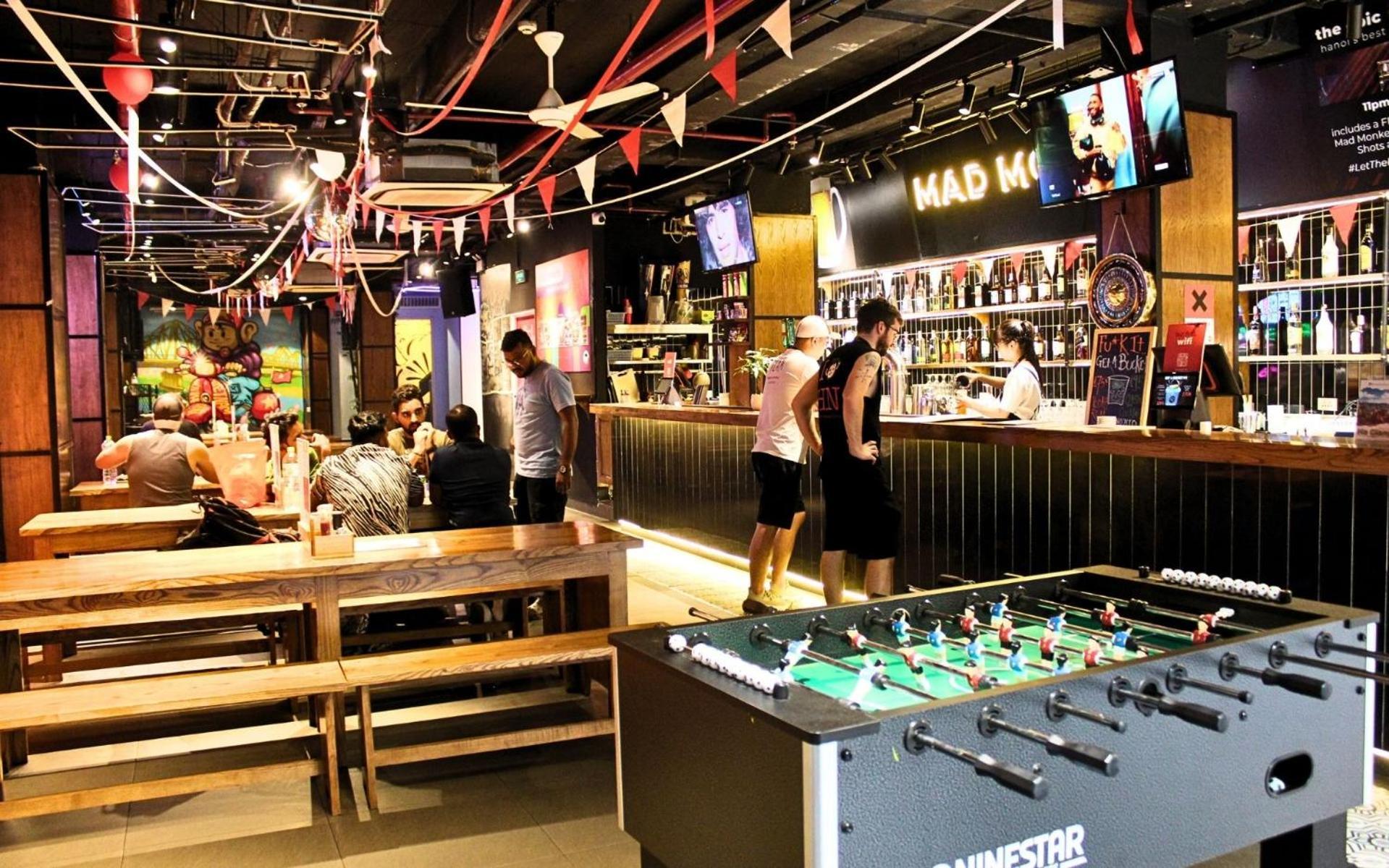 Mad Monkey Hanoi Hostel Ngoại thất bức ảnh