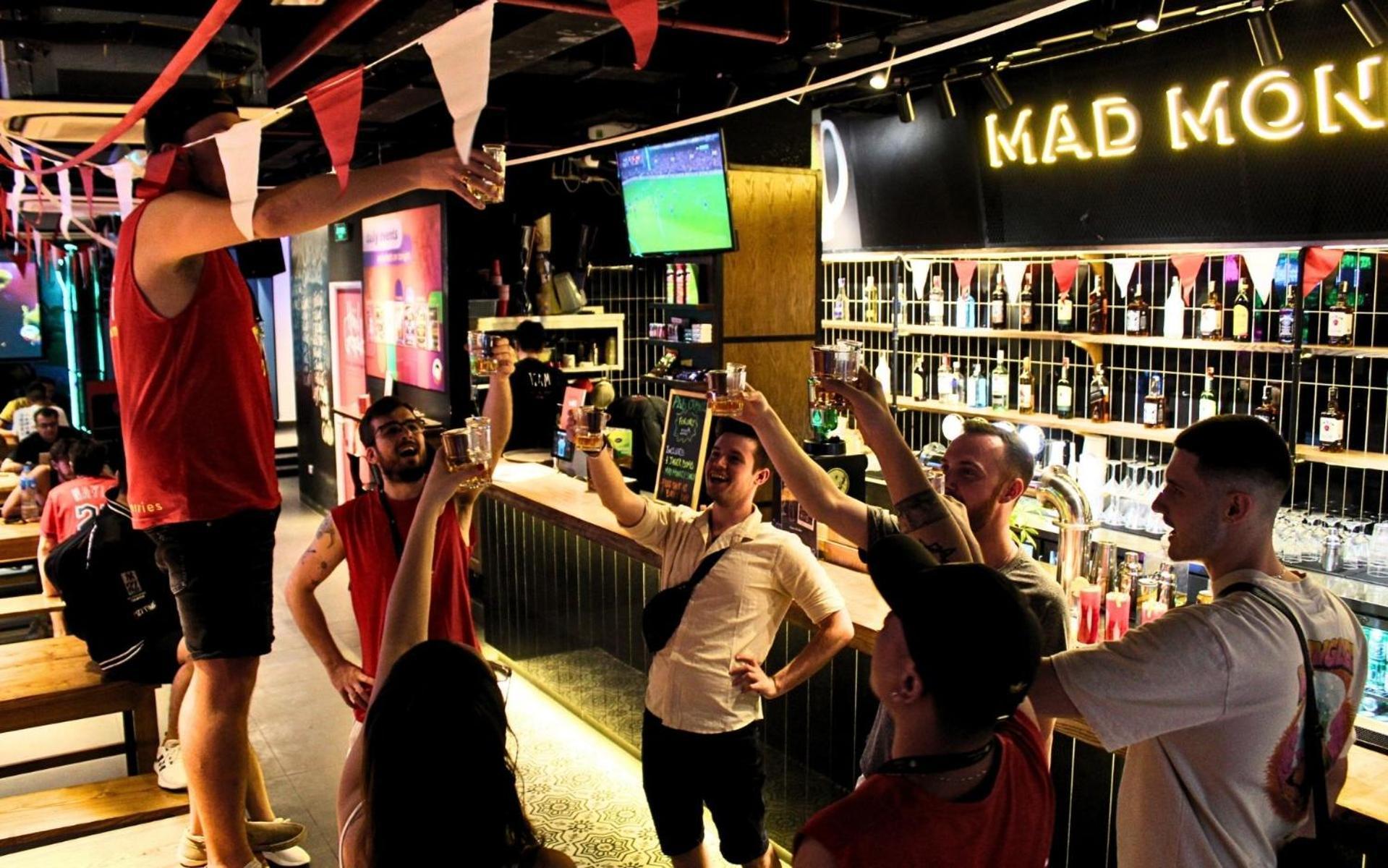 Mad Monkey Hanoi Hostel Ngoại thất bức ảnh